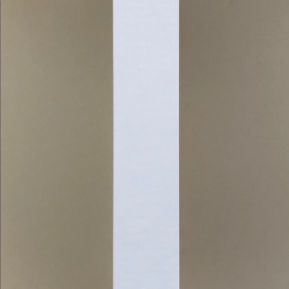 White wooden frame - Picture 3 of 5